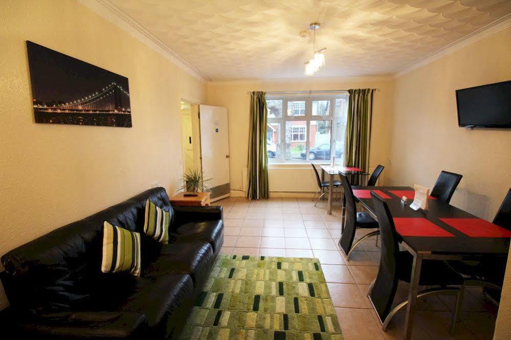 Flexistay Aparthotel Sutton Sutton (Greater London) Exterior foto